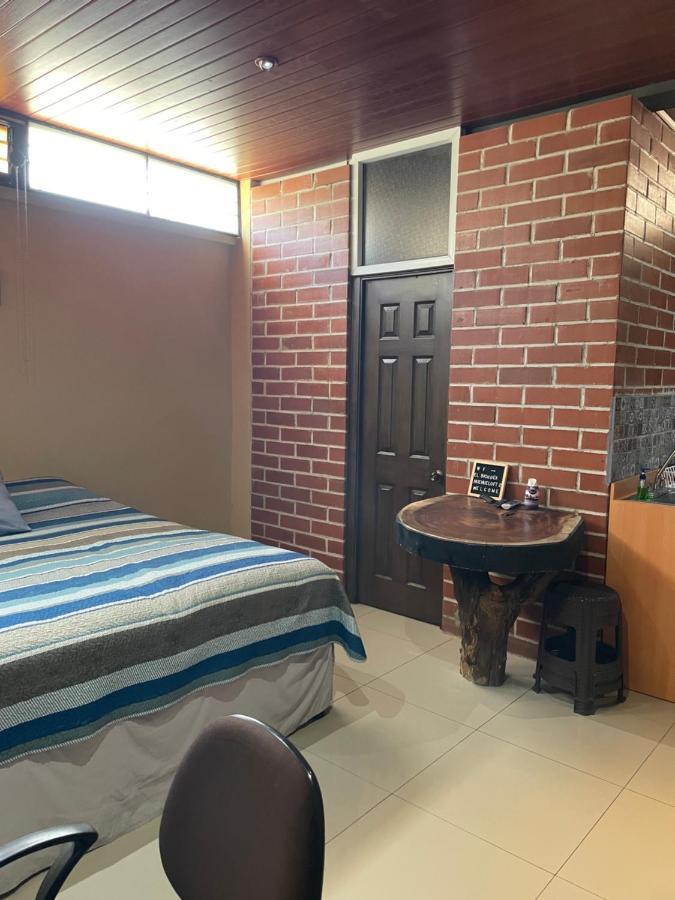Huehueloft1 Estacionamiento Y Wifi Appartement Huehuetenango Buitenkant foto
